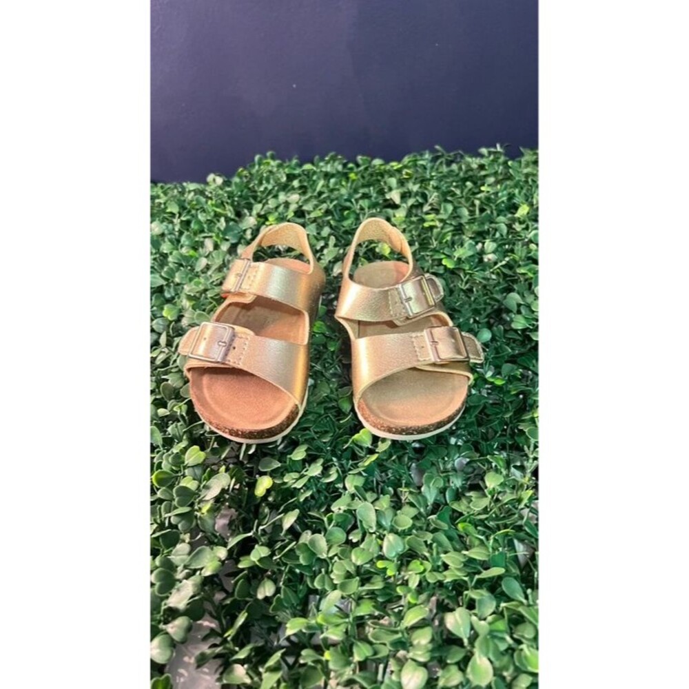 Cute Gold Cat and Jack sandals 5c